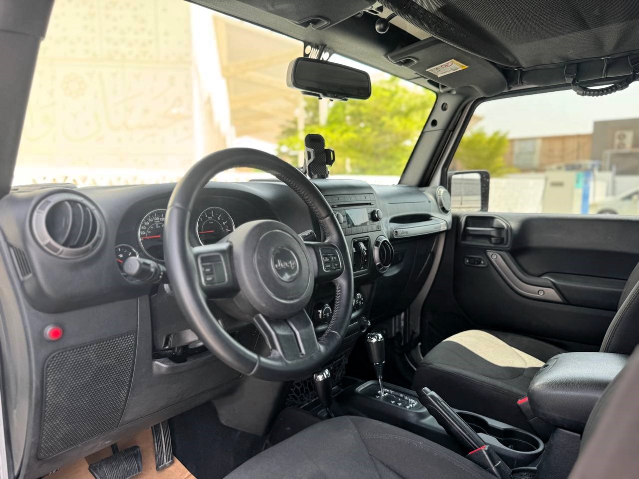 Jeep Wrangler Unlimited Sport - 2018 - JKU - GCC Specs - Image 11