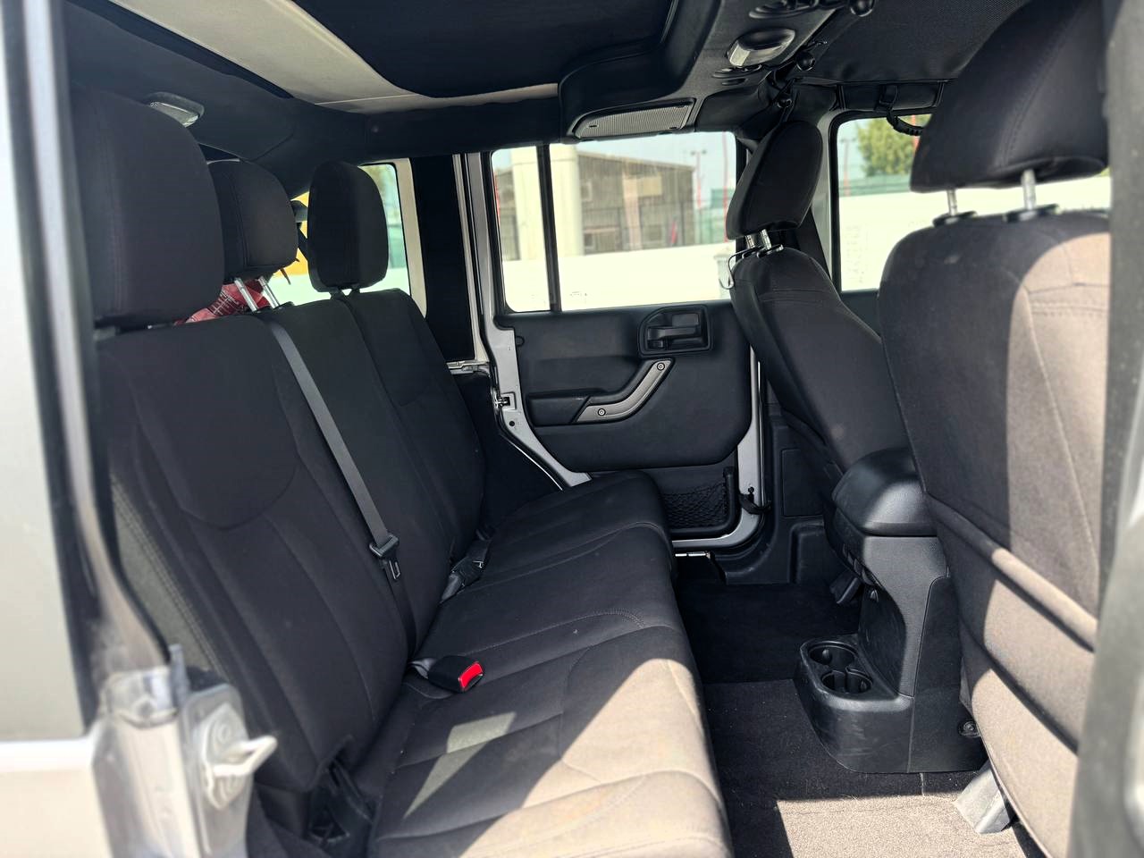 Jeep Wrangler Unlimited Sport - 2018 - JKU - GCC Specs - Image 14