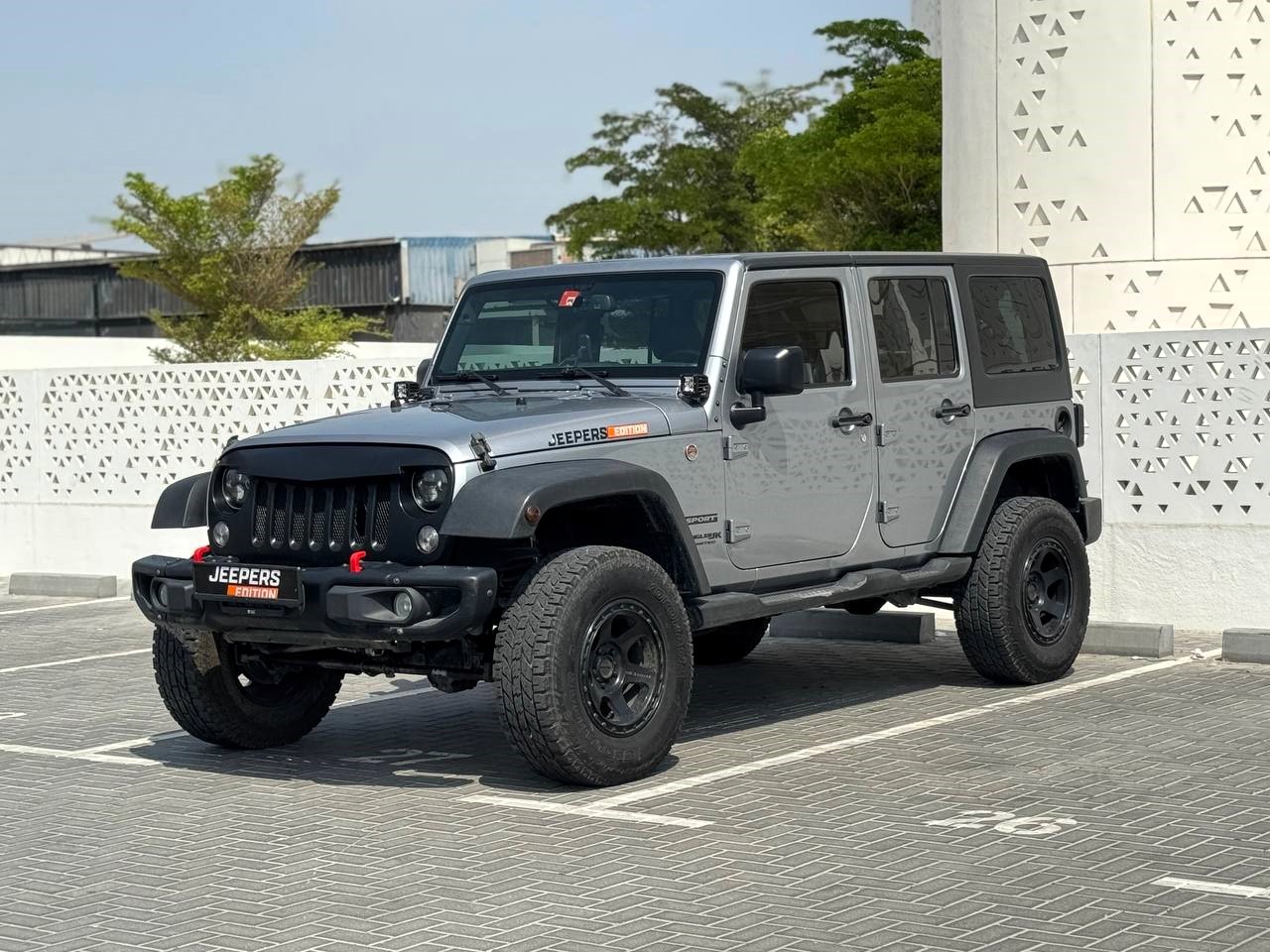 Jeep Wrangler Unlimited Sport - 2018 - JKU - GCC Specs - Image 3