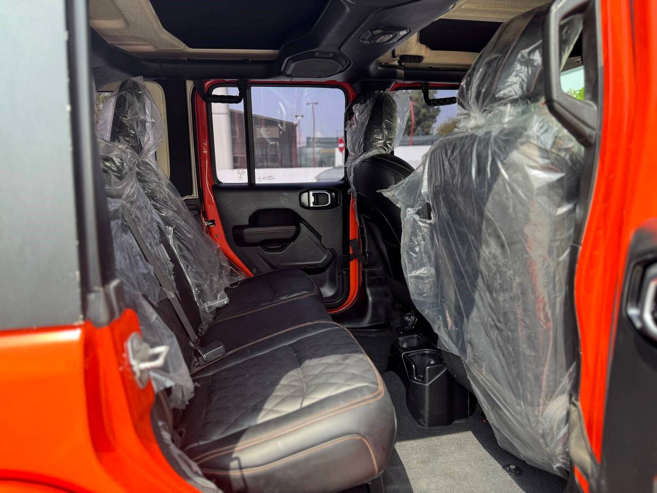 Jeep Wrangler Sport 2018 Unlimited GCC specs - Image 12