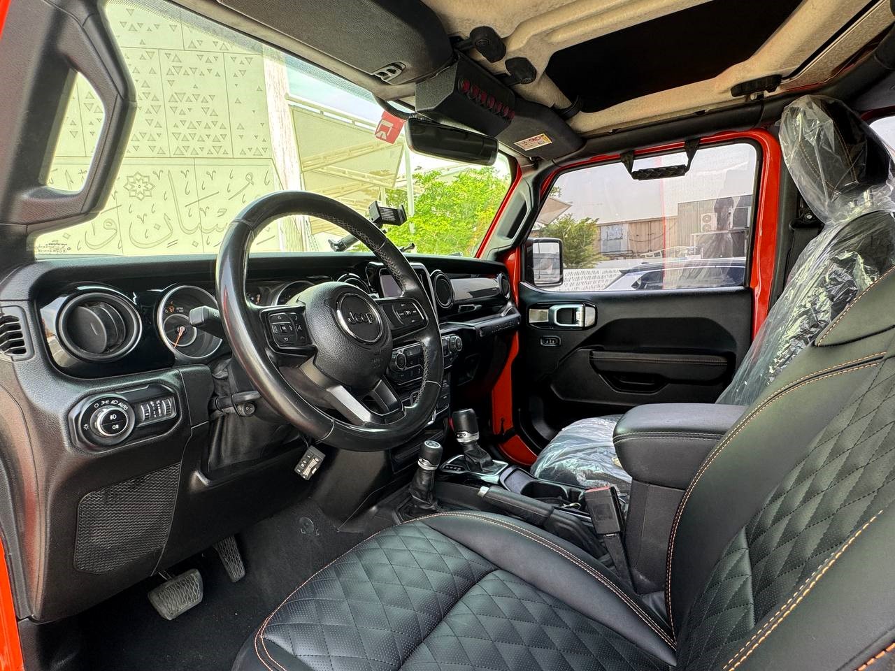 Jeep Wrangler Sport 2018 Unlimited GCC specs - Image 9