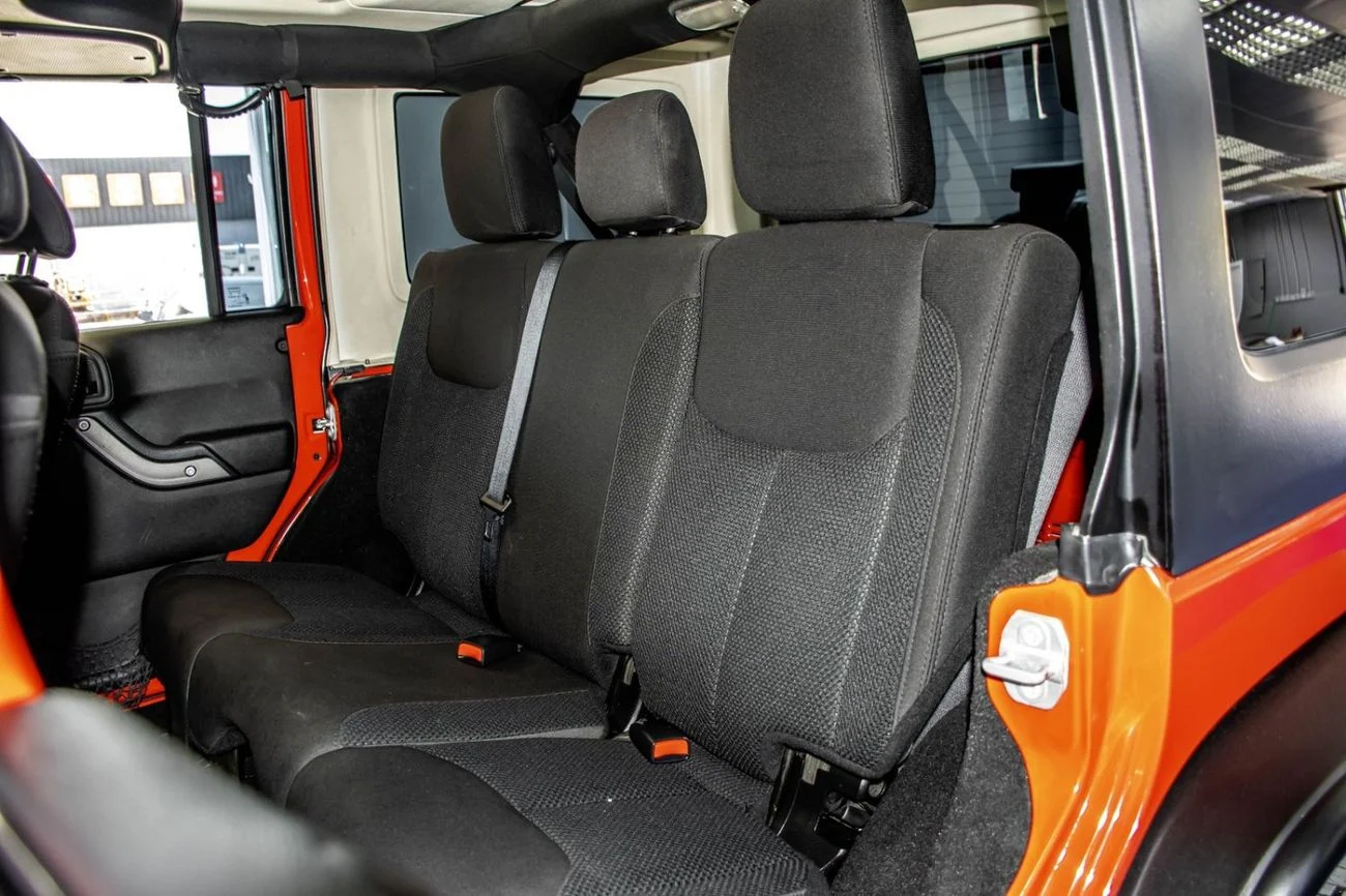 Jeep Wrangler JKU 2017 Unlimited GCC specs - Image 18