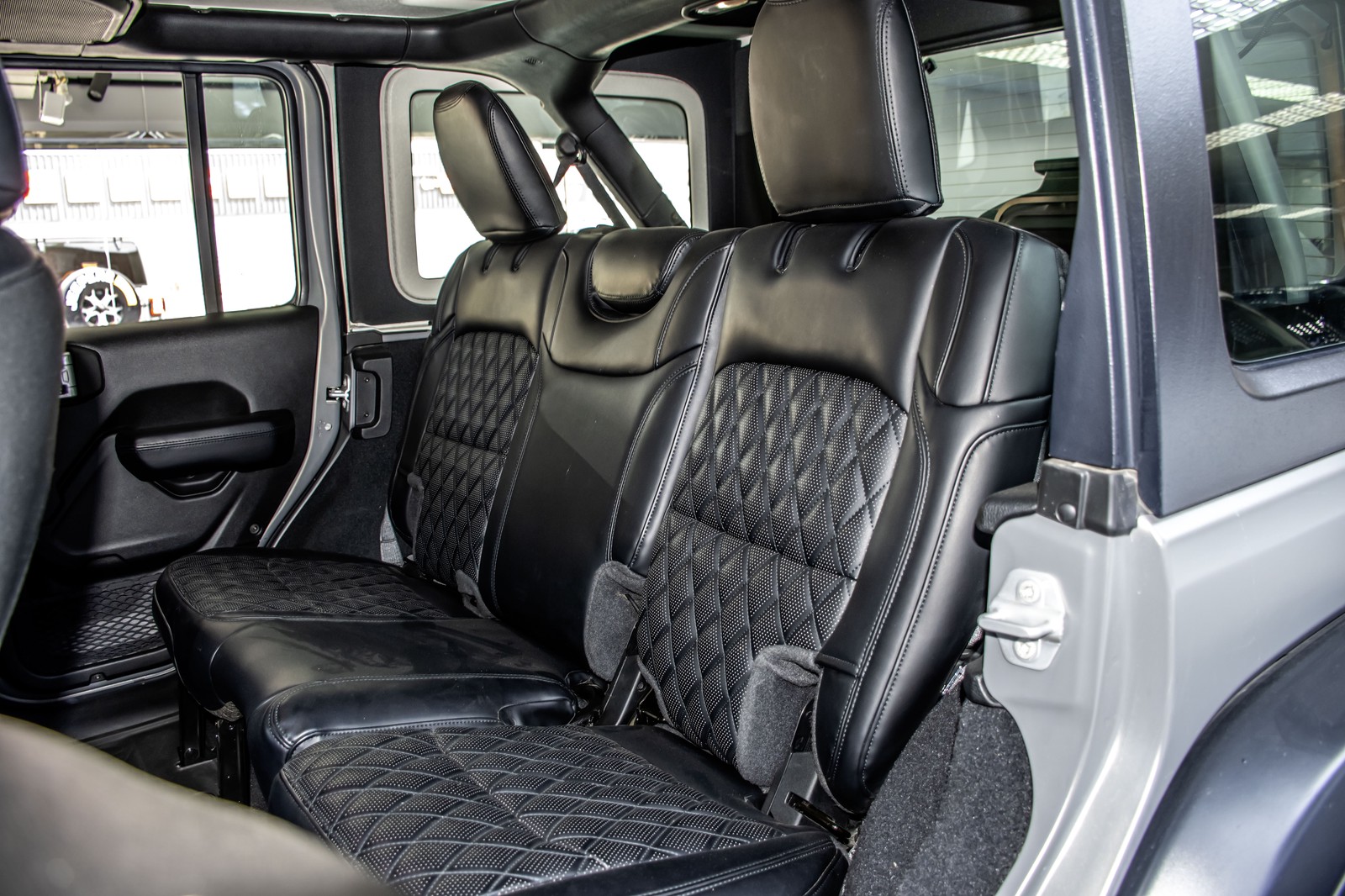 Jeep Wrangler Unlimited Sport 2023 GCC specs - Image 19