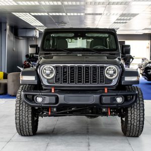 Jeep Wrangler Unlimited Sport 2024 GCC specs - Rough Country Lift