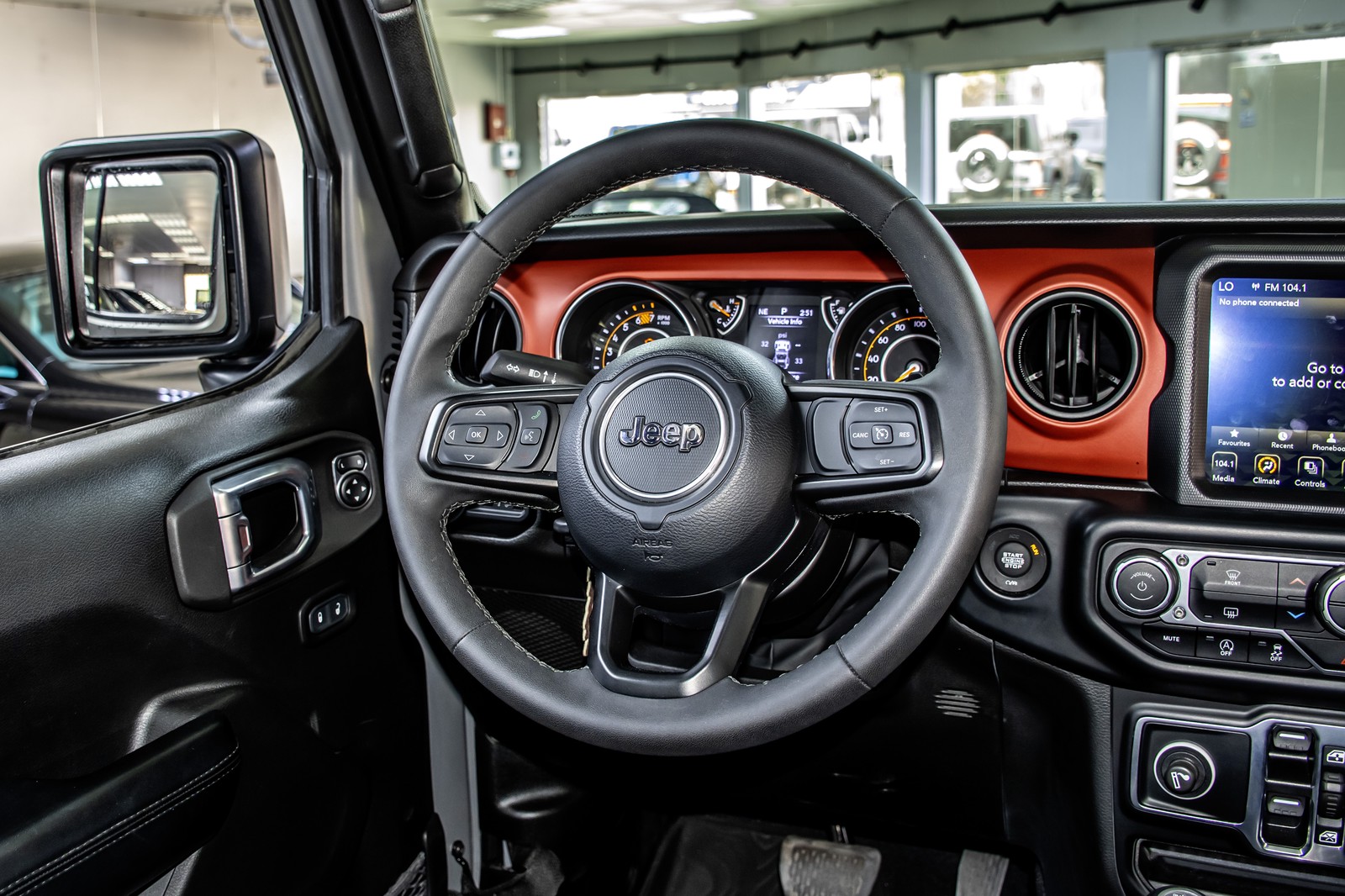 Jeep Wrangler Unlimited Sport 2023 GCC specs - Image 11