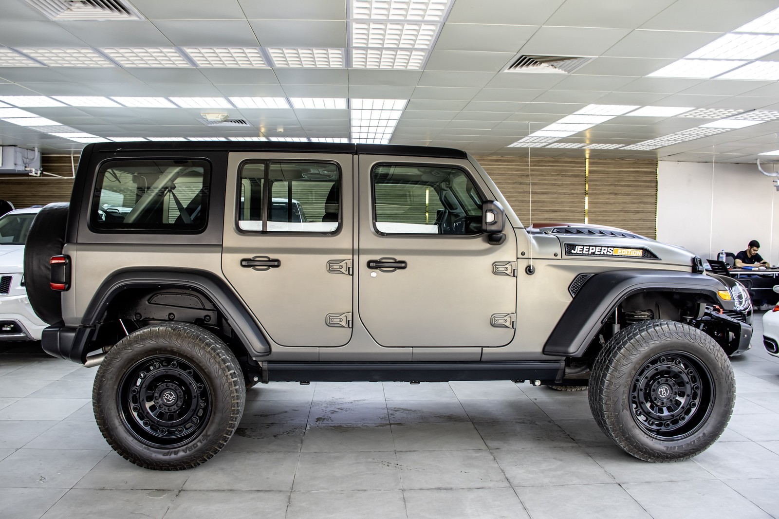 Jeep Wrangler Unlimited Sport 2023 GCC specs - Image 4