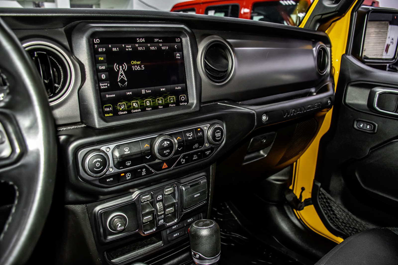 Jeep Wrangler Unlimited Sport 2021 GCC specs - Stage 2 Jeepers Edition - Image 15