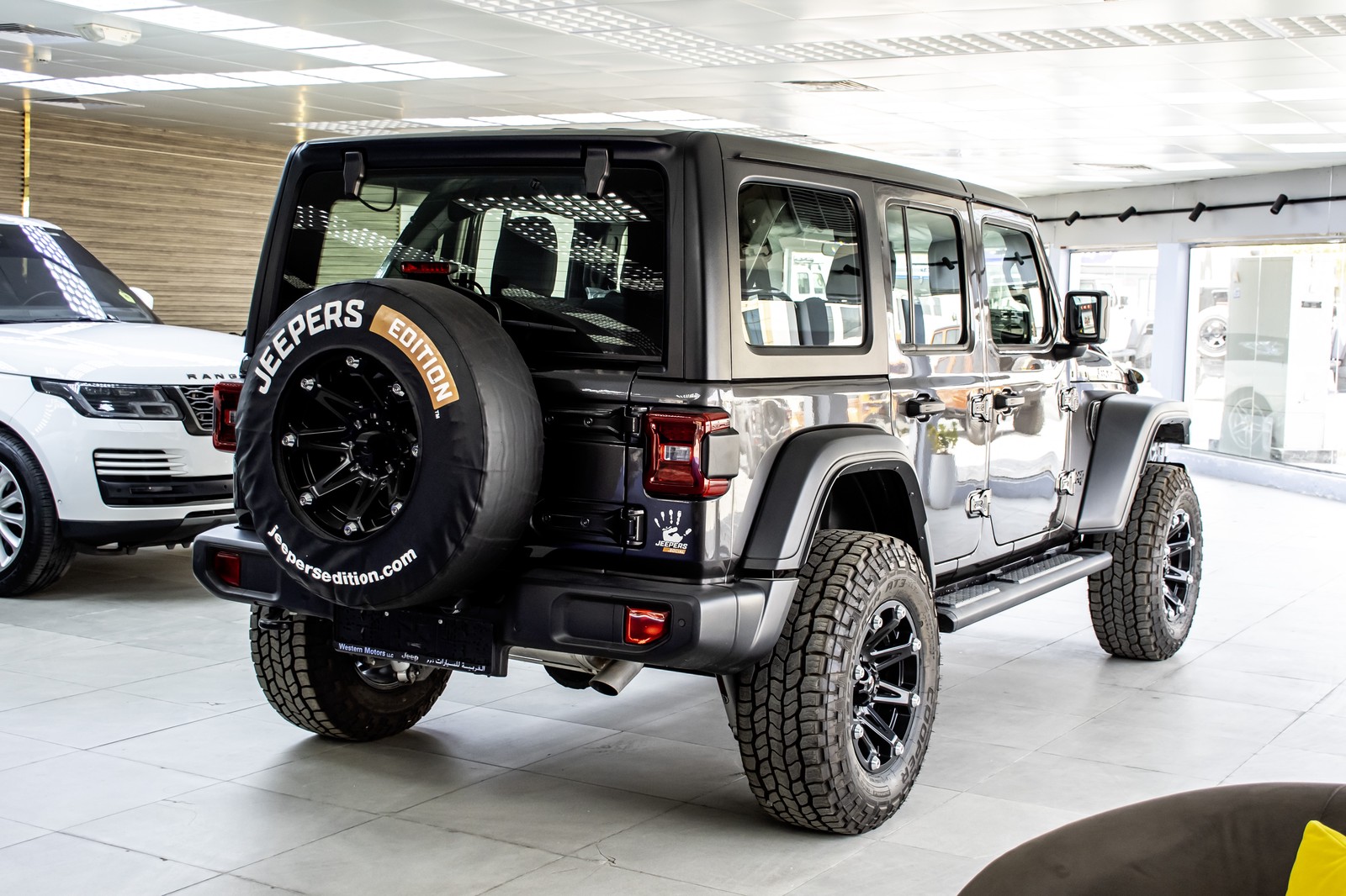 Jeep Wrangler Unlimited Sport 2024 GCC specs - Rough Country Lift - Image 6