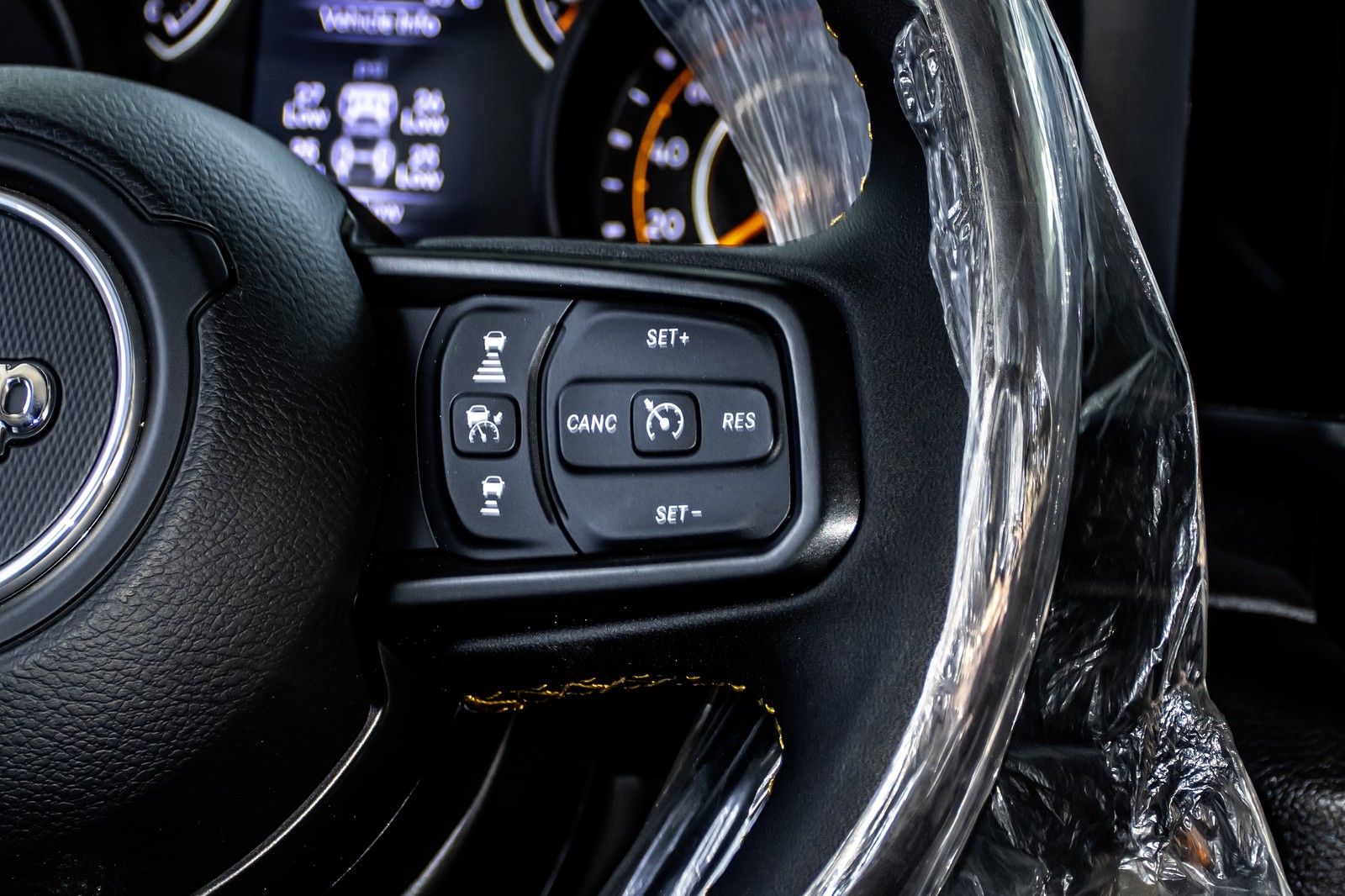 Jeep Wrangler Unlimited Sport 2024 GCC specs - Rough Country Lift - Image 12