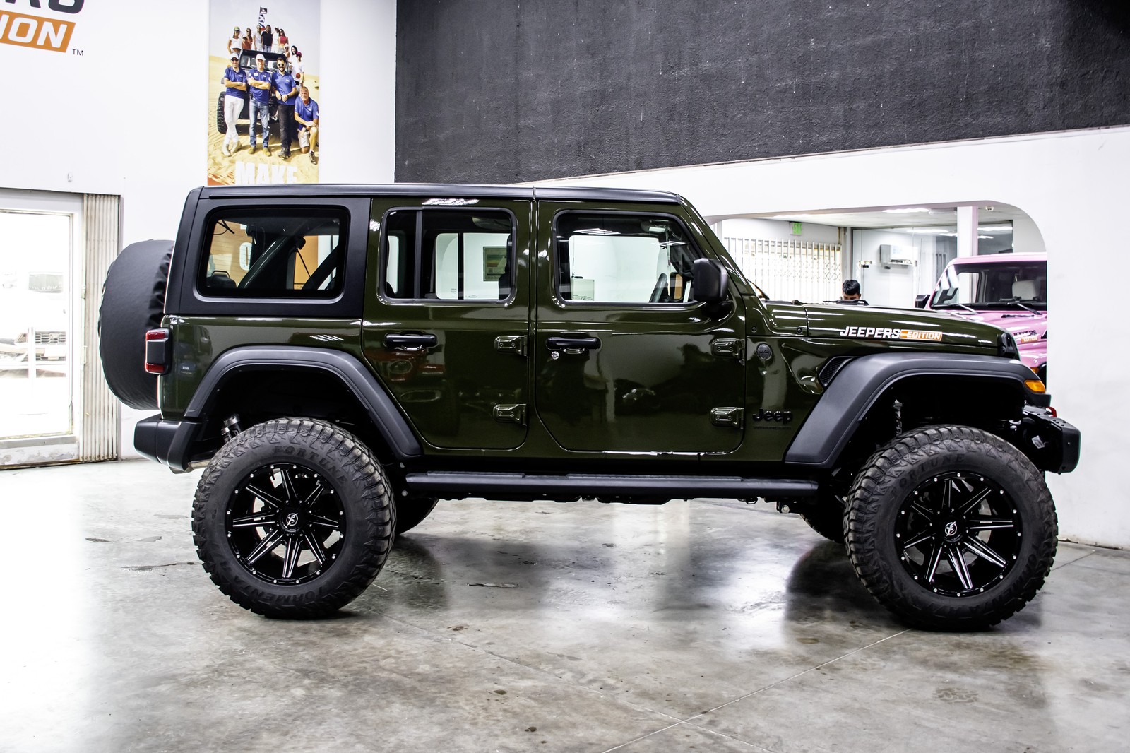 Jeep Wrangler Unlimited Sport 2024 - Jeepers Edition Stage 3 - Image 4